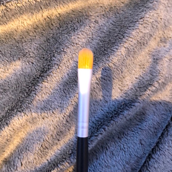 Mini makeup brush set - Picture 4 of 9